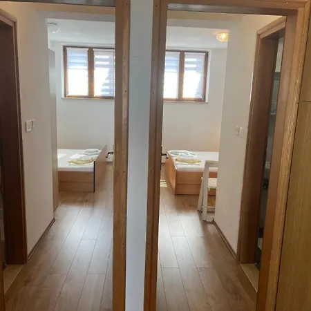 アパート Apartment For 4 With Sea View マリンスカ